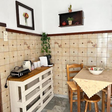 Partarolos Traditional House Aperathos Exterior photo