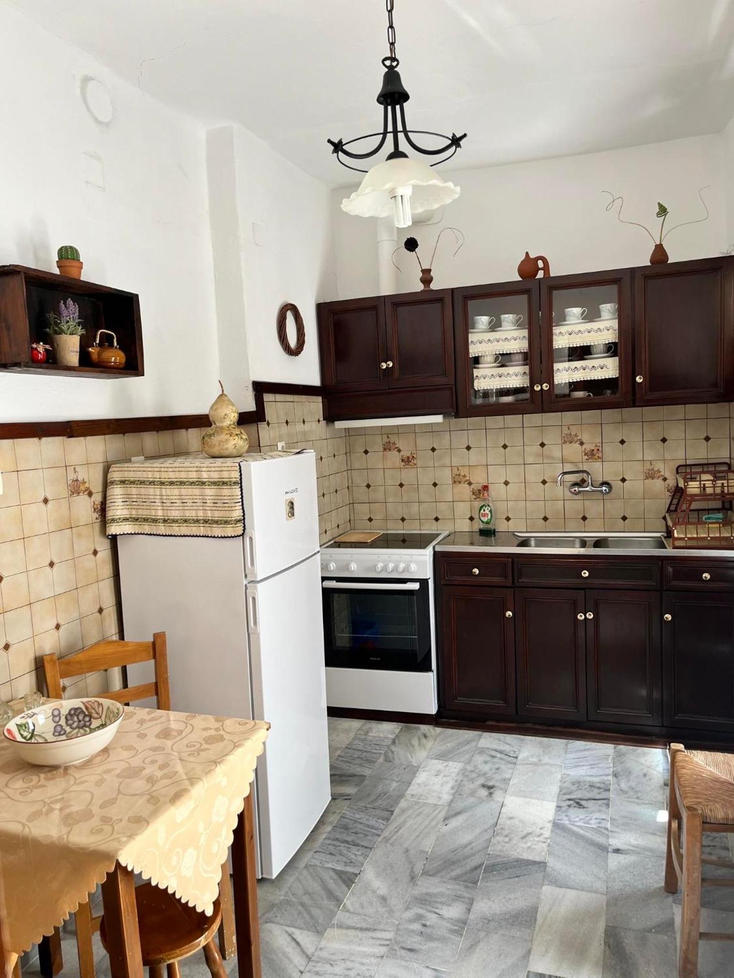 Partarolos Traditional House Aperathos Exterior photo
