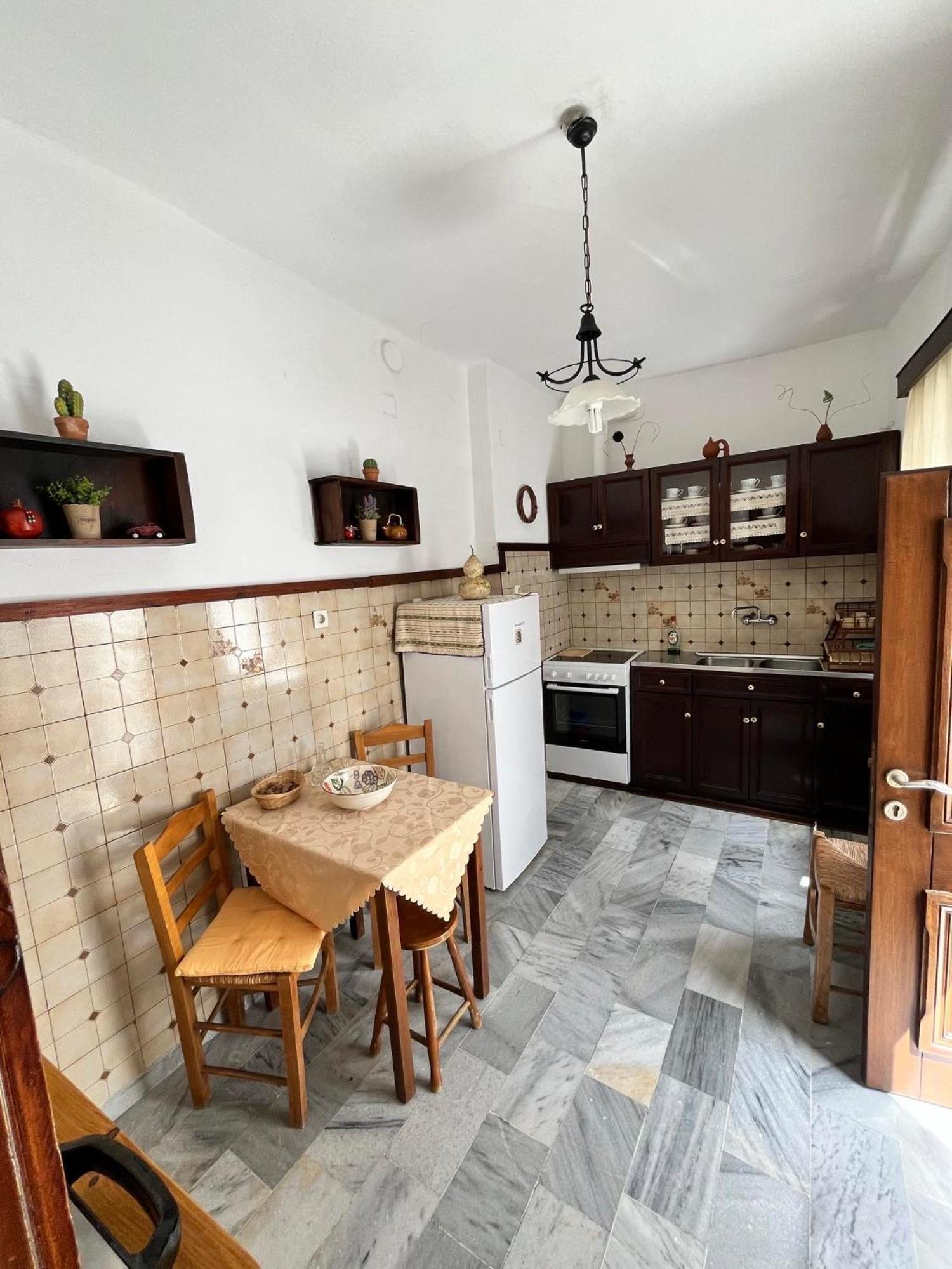Partarolos Traditional House Aperathos Exterior photo
